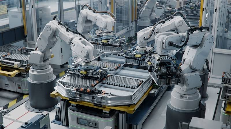 The modern smart factory will use all kinds of automation to achieve efficiency